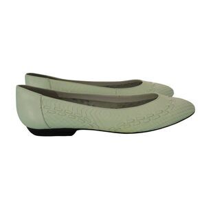 NEW Cabin Creek Carly Shoes White Woven Leather Slip-On‎ Loafers Sz 9 Flats